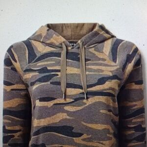 Camouflage Hooded Sweater